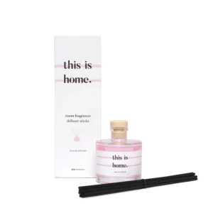 "This is home" huisparfum diffuser sticks 200ml met rozen en rode vruchten